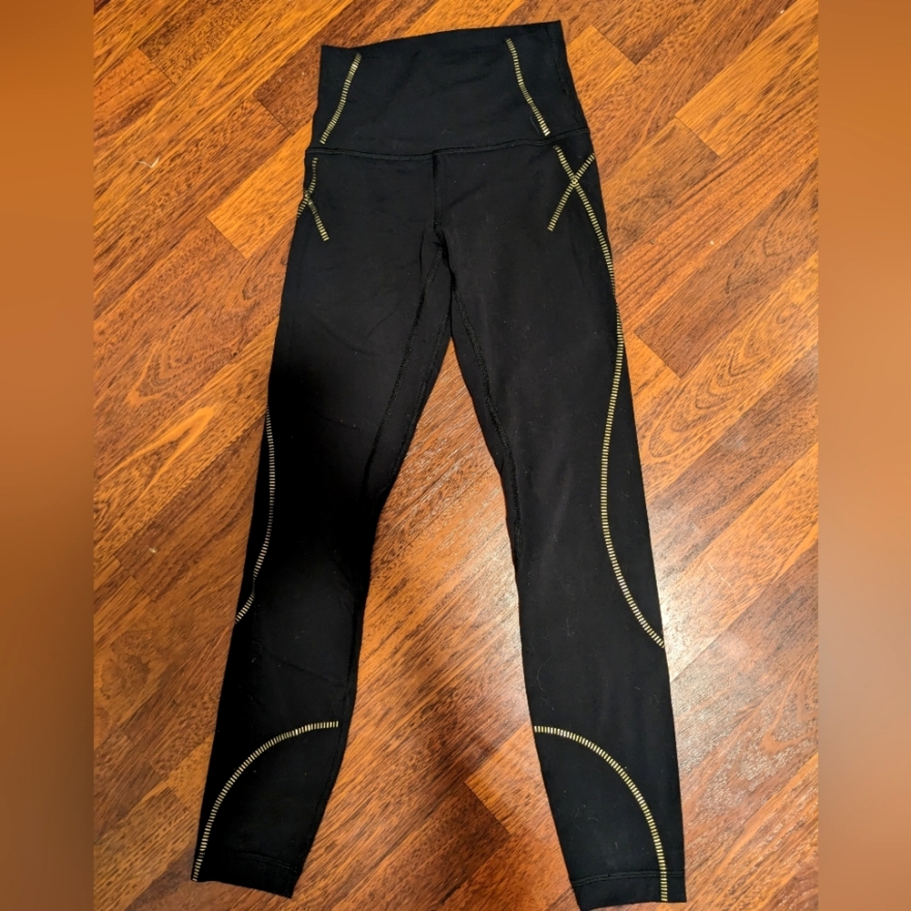 Black Lululemon Align Excellent condition Rare Color Buttery soft OBO
